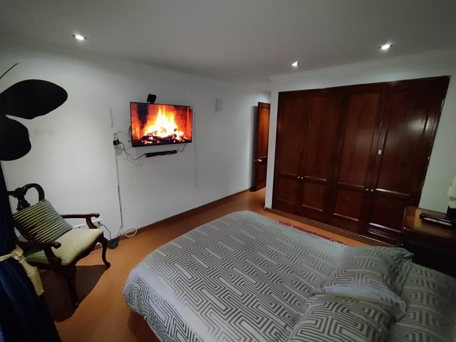Homestay Privada Alameda Club House 134 Usaquen Bogota